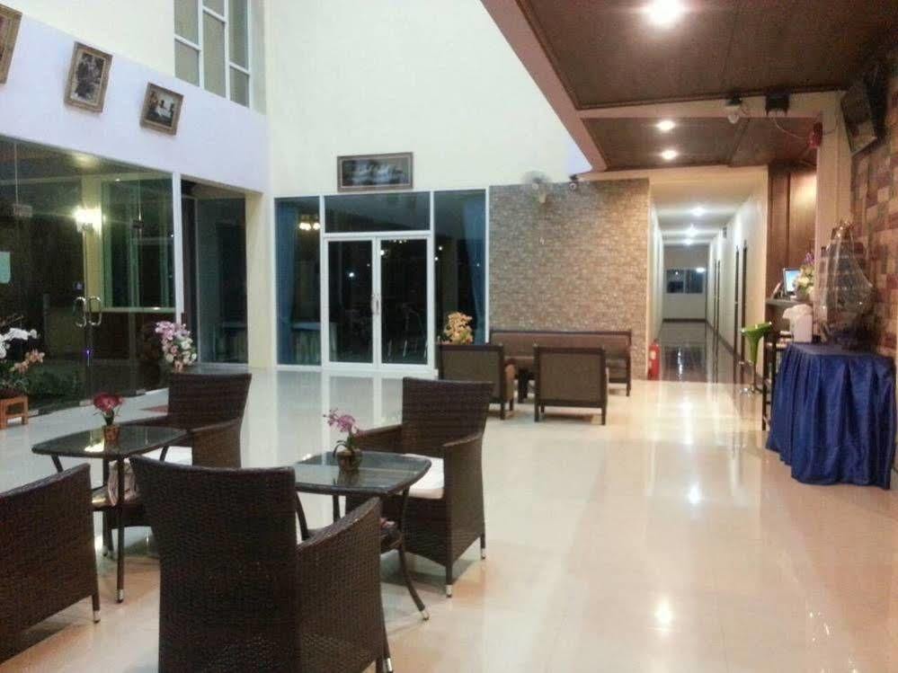 โรงแรม ณ ชัยเดช สุราษฎร์ธานี ภายนอก รูปภาพ